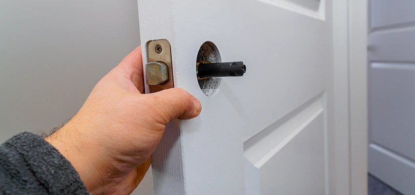 Nighttime Locksmith For Lock Repair in Waukegan, IL