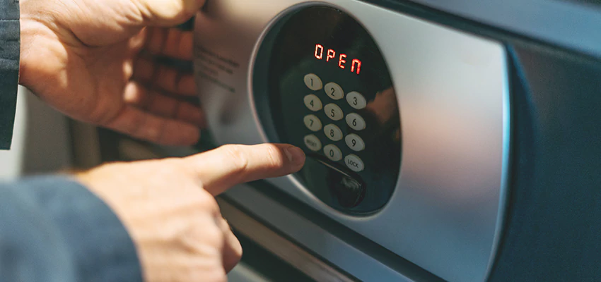 Cash Safe Openers in Waukegan, Illinois